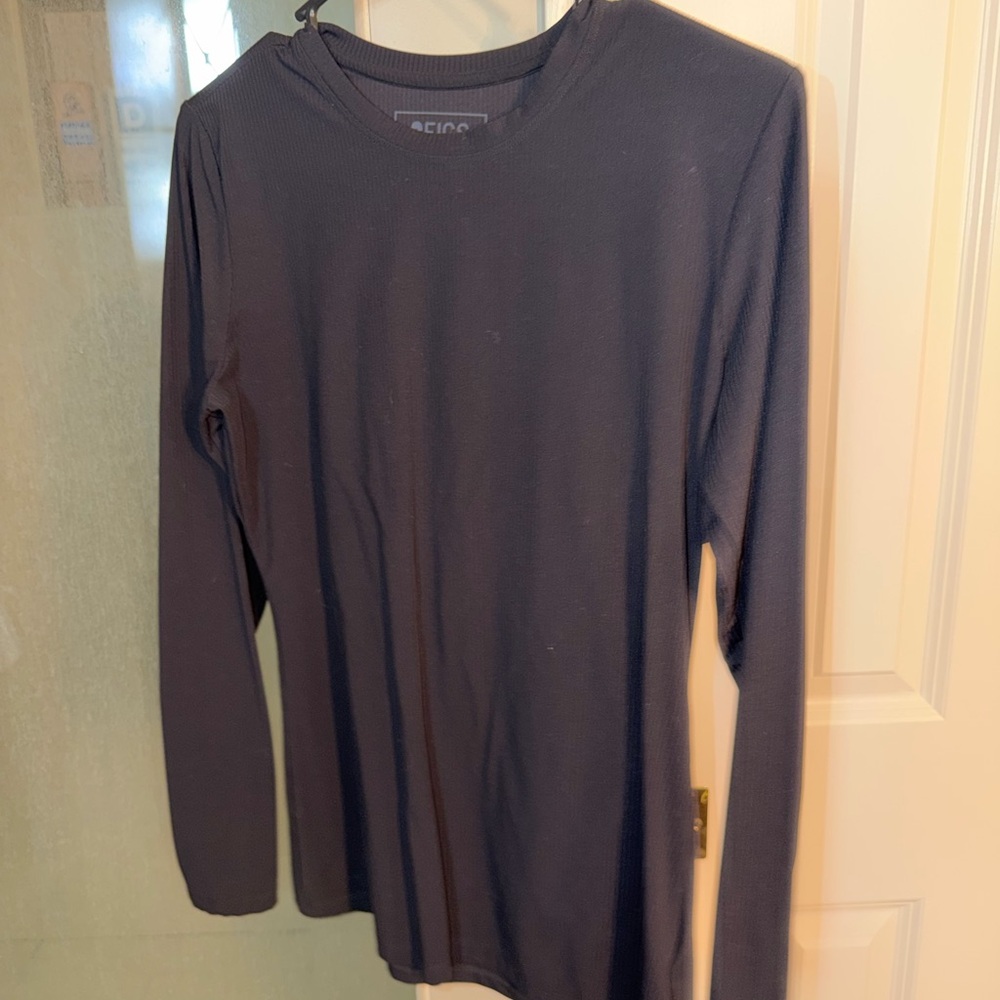 Figs Women's Long Sleeve Ribbed Underscrub - Black